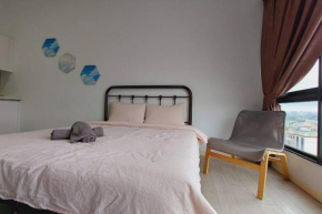 PJ The Grand#9, WIFI, Free Parking.